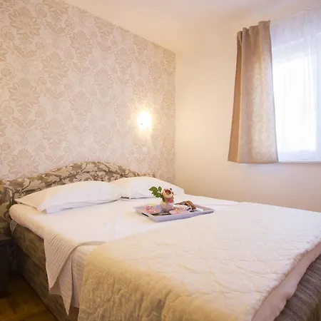 Paradise Apartman *