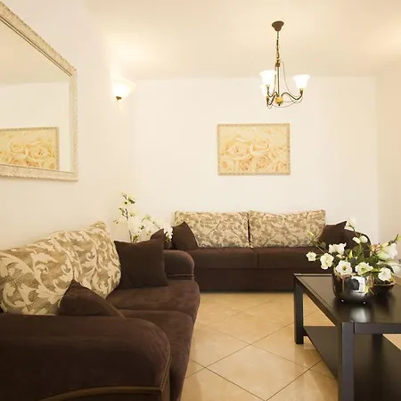 Apartman Paradise *